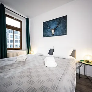  Apartment ⋙ Stilvolle Mit 2 Schlafzimmern&balkon ⋘